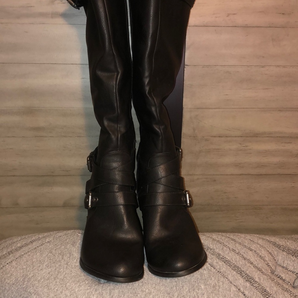 Black Boots